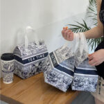 O1CN018SokWV1NrNoMAeHv6_!!2217739821623-0-cib