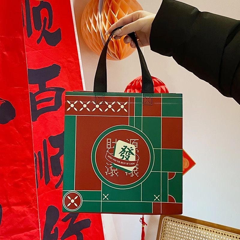 100 TÚI GIỮ NHIỆT TRƠN - IN HÌNH KẺ SỌC XANH ĐỎ (Giá của 100 túi)