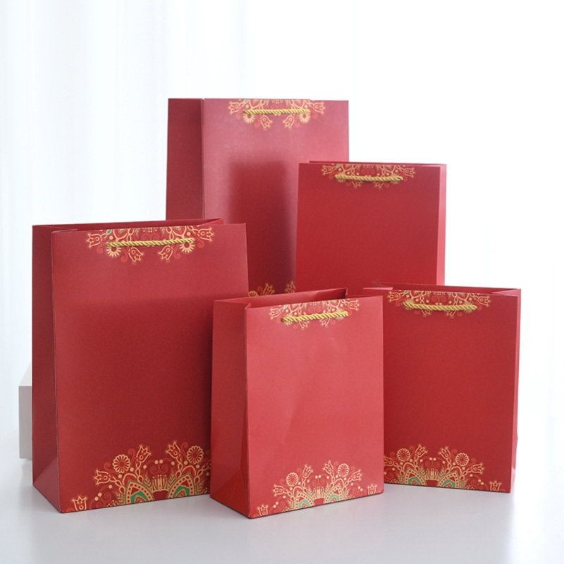 30 Túi Giấy Quà Tặng Màu Đỏ Sang Trọng - Túi Đựng Quà Cưới, Lễ Tết Họa Tiết Ép Kim Cao Cấp