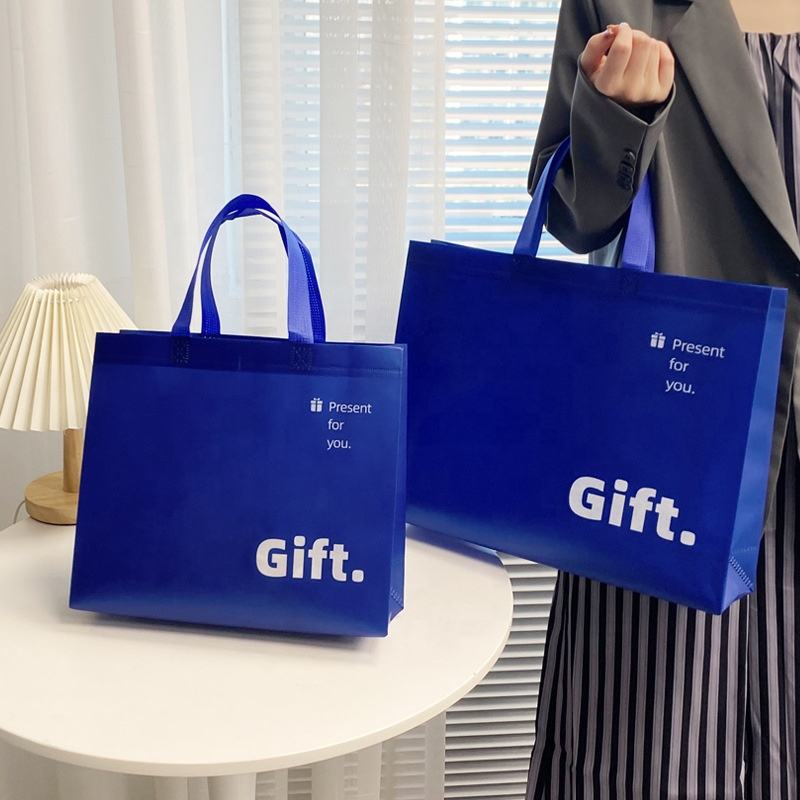 50 Túi Tote Vải Không Dệt Xanh Klein Cao Cấp – In Chữ Gift, Form Đứng Dày Dặn