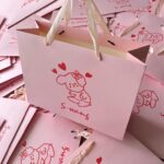 50 Túi Giấy Quà Tặng Cao Cấp Màu Hồng Cute - Túi Giấy Bìa Cứng In Hình Chú Chó S.Wang Dễ Thương Cho Shop Thời Trang, Quà Tặng