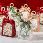 100 Hộp Đựng Kẹo Cưới Nơ Ruy Băng Sang Trọng – Hộp Quà Tặng Khách Mời, Hộp Kẹo Tiệc Cưới Trang Trí Hoa Nhiều Màu