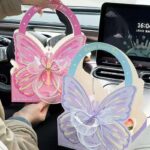 50 Túi Giấy Quà Tặng Hình Cánh Bướm 3D – Túi Đựng Bánh, Hoa Tươi Sang Trọng (Kèm Nơ Lụa)